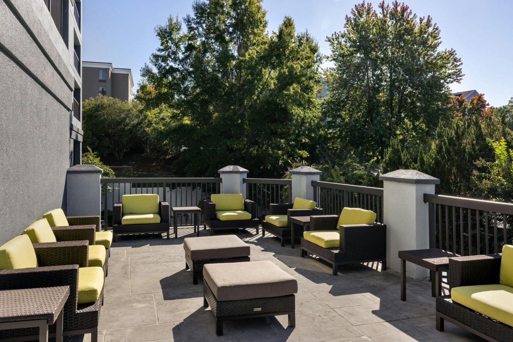 Courtyard Richmond Chester Extérieur photo
